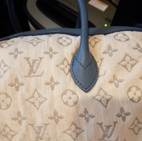 SOLD@! Authentic Louis Vuitton Limited Edition Bl… - Picture 11 of 13